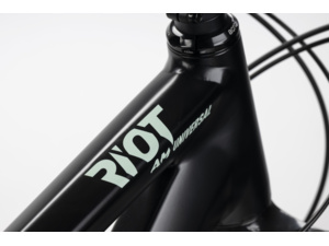 GHOST Riot AM AL 160/150 Universal Black/Green