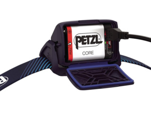 Čelovka PETZL Actik Core 2022 Blue