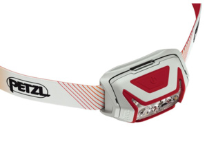 Čelovka PETZL Actik Core 2022 Red