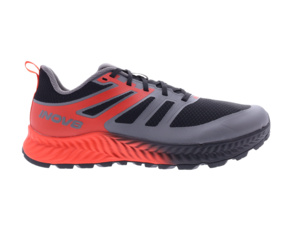 Běžecké boty INOV-8 Trailfly M (Wide) Black/Fiery Red/Dark Grey